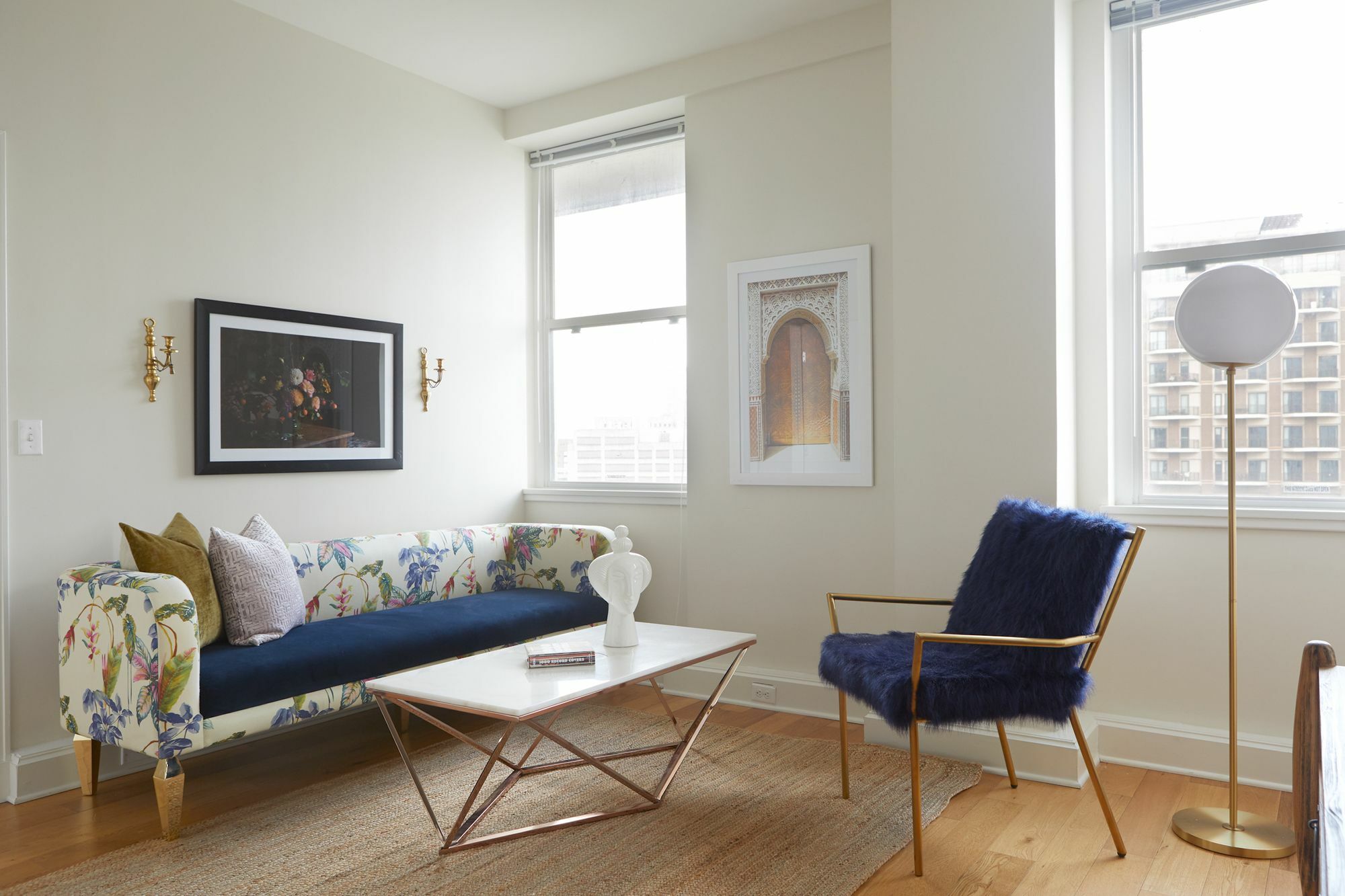 Eclectic 1br In C.b.d By Sonder